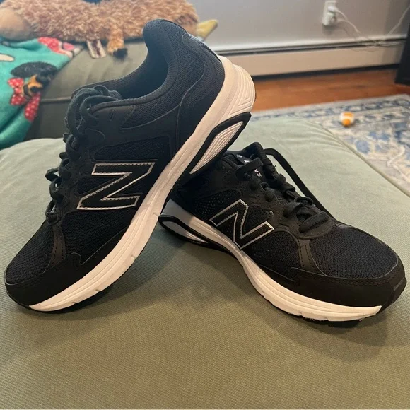 New Balance Sneakers - Picture 3 of 7